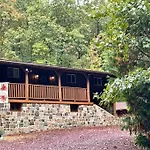 Cozy Log Cabin In Jim Thorpe