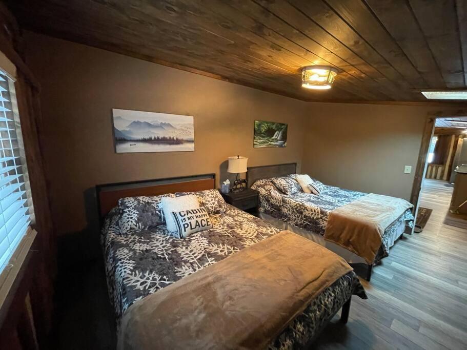 Cozy Log In * Jim Thorpe