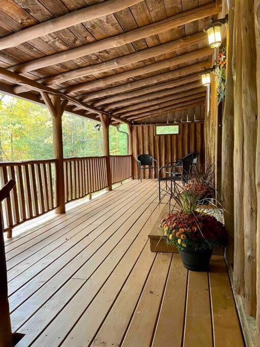 Cozy Log In Jim Thorpe